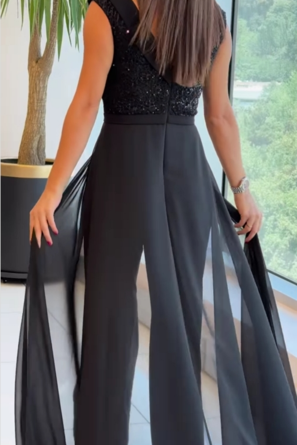 AURORA™|SLEEK SLEEVELESS JUMPSUIT