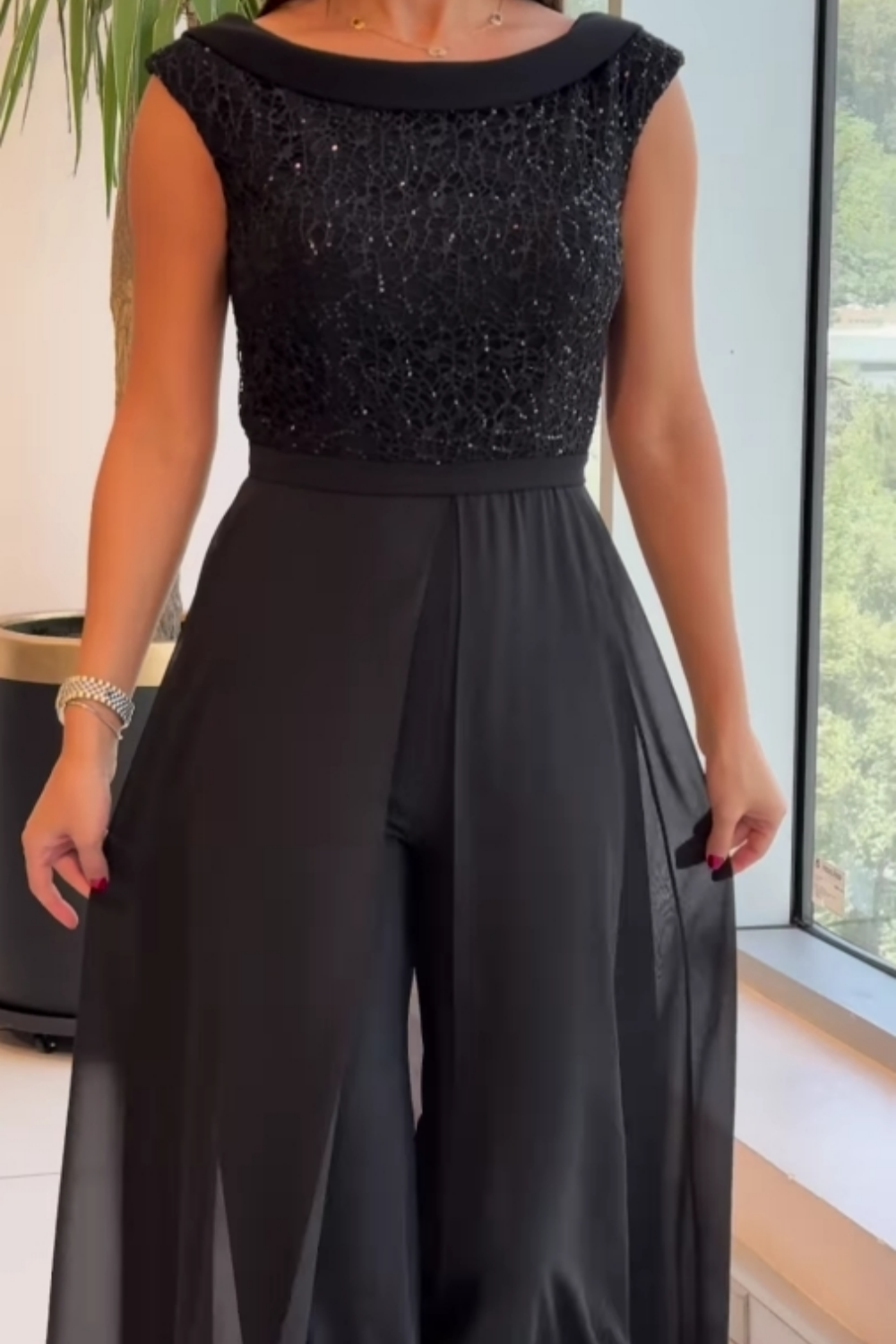 AURORA™|SLEEK SLEEVELESS JUMPSUIT