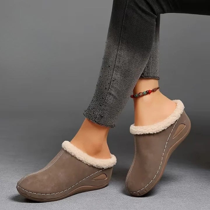 BRIANA™|PLUSH SLIP-ON SANDALS
