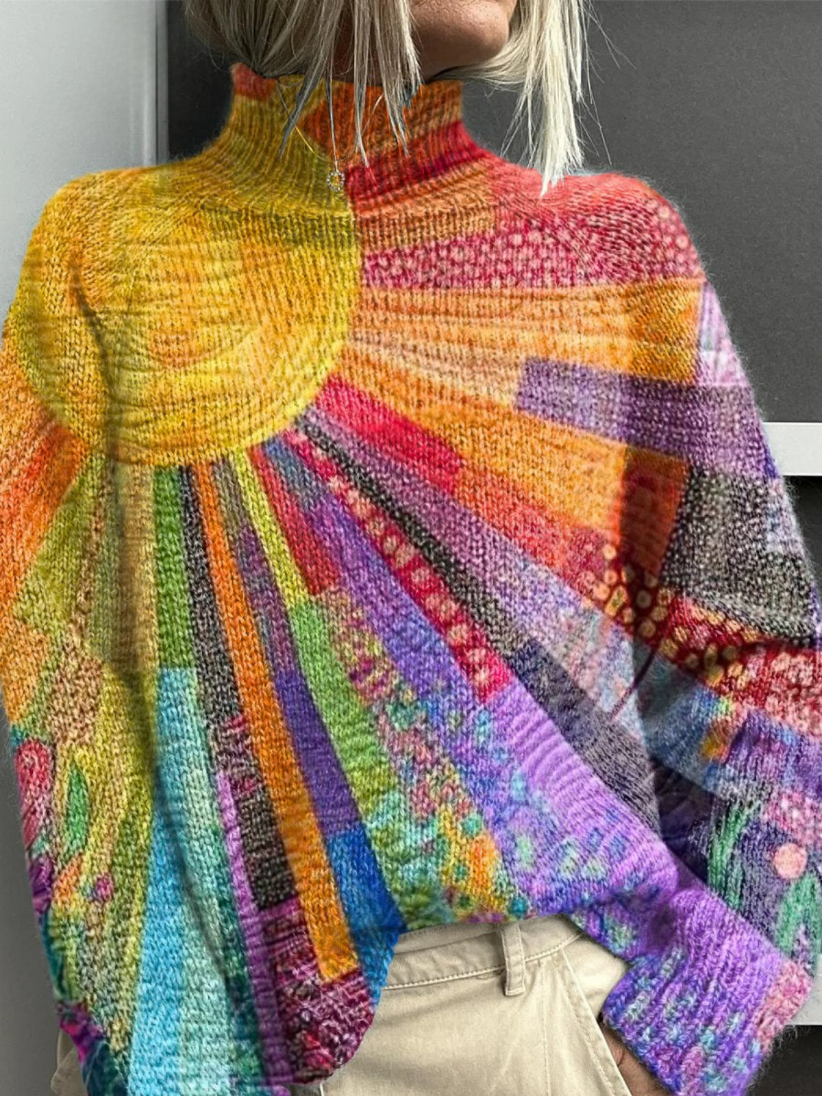 ALICE™|COLOURFUL PRINT TURTLENECK