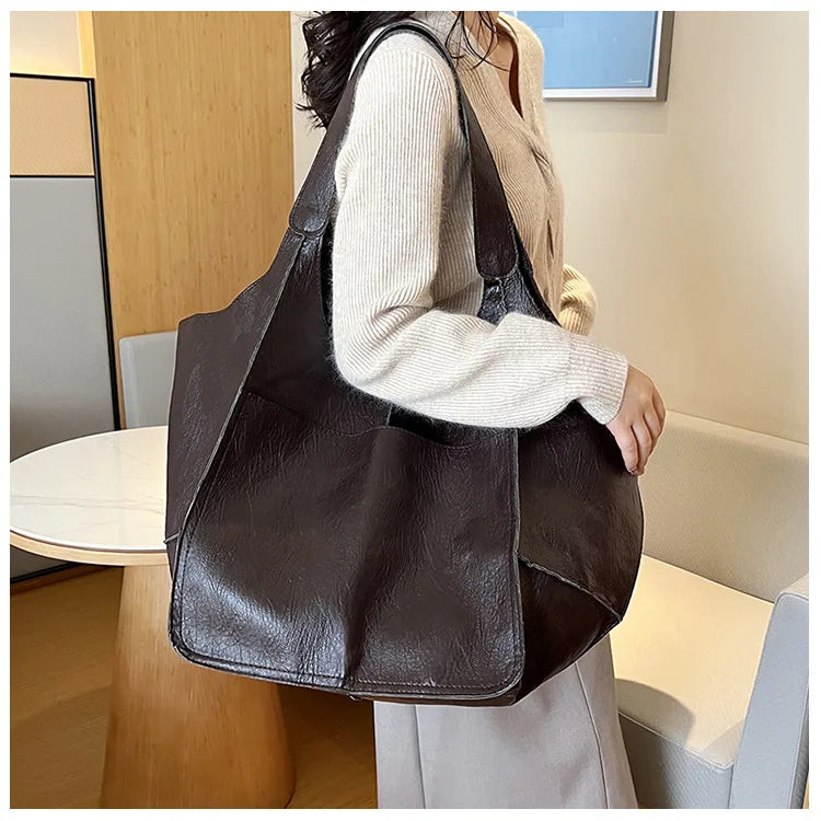 RUTH™|TIMELESS ALLURE TOTE BAG