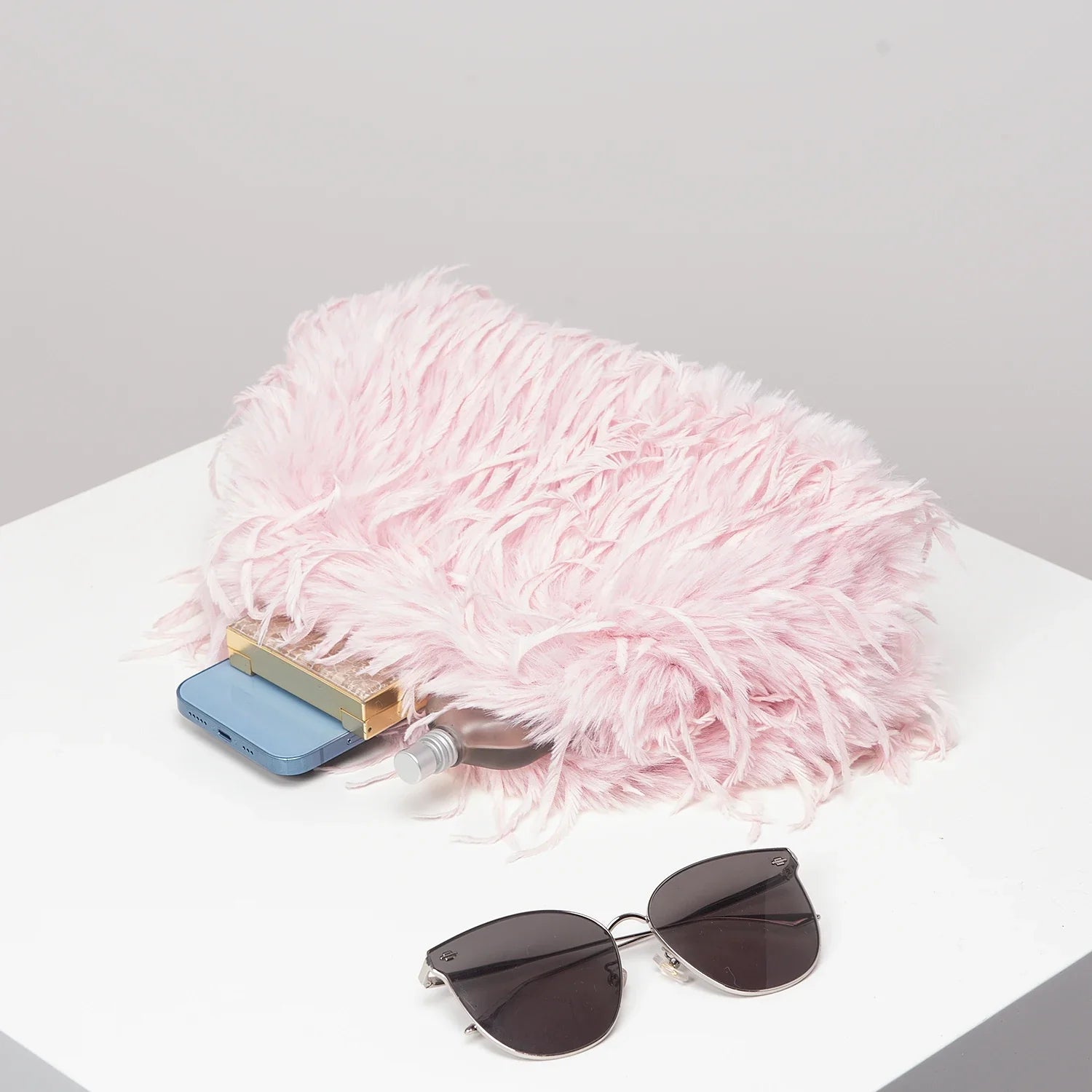 ROWAN™|CLIP CLUTCH