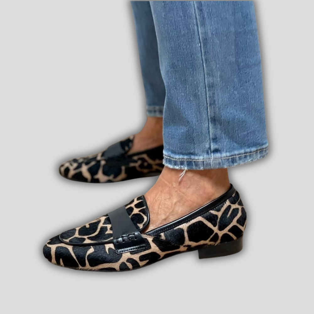 NOEMI™|SOPHISTICATED SIGNATURE LOAFERS